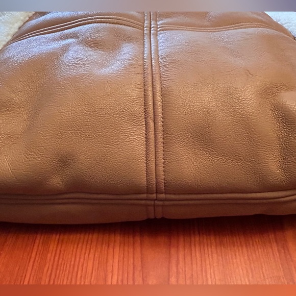 Stand Studio Medium Lolita
Faux Shearling & Faux Leather Tote - Picture 10 of 14